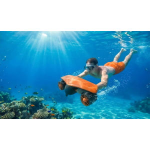 PLATUM ACQUASCOOTER REEF ONE (PLAS260001) - MOTORE 2x 300W - AUTONOMIA 35 MIN. - VEL. 1.8 M/S - MAX PROF. 50M - ATTACCO ACTION CAM